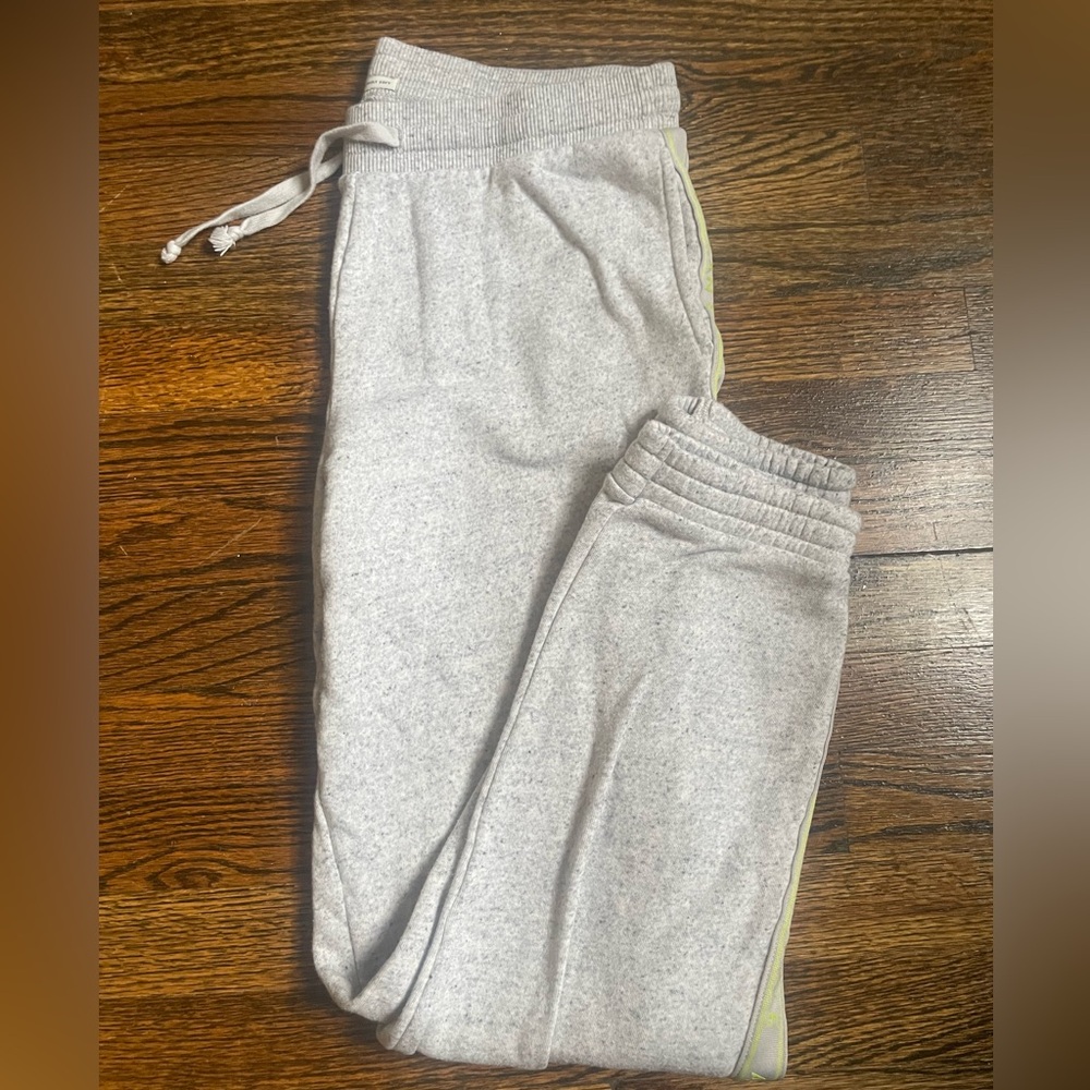 American Eagle Grey Joggers Sweatpants